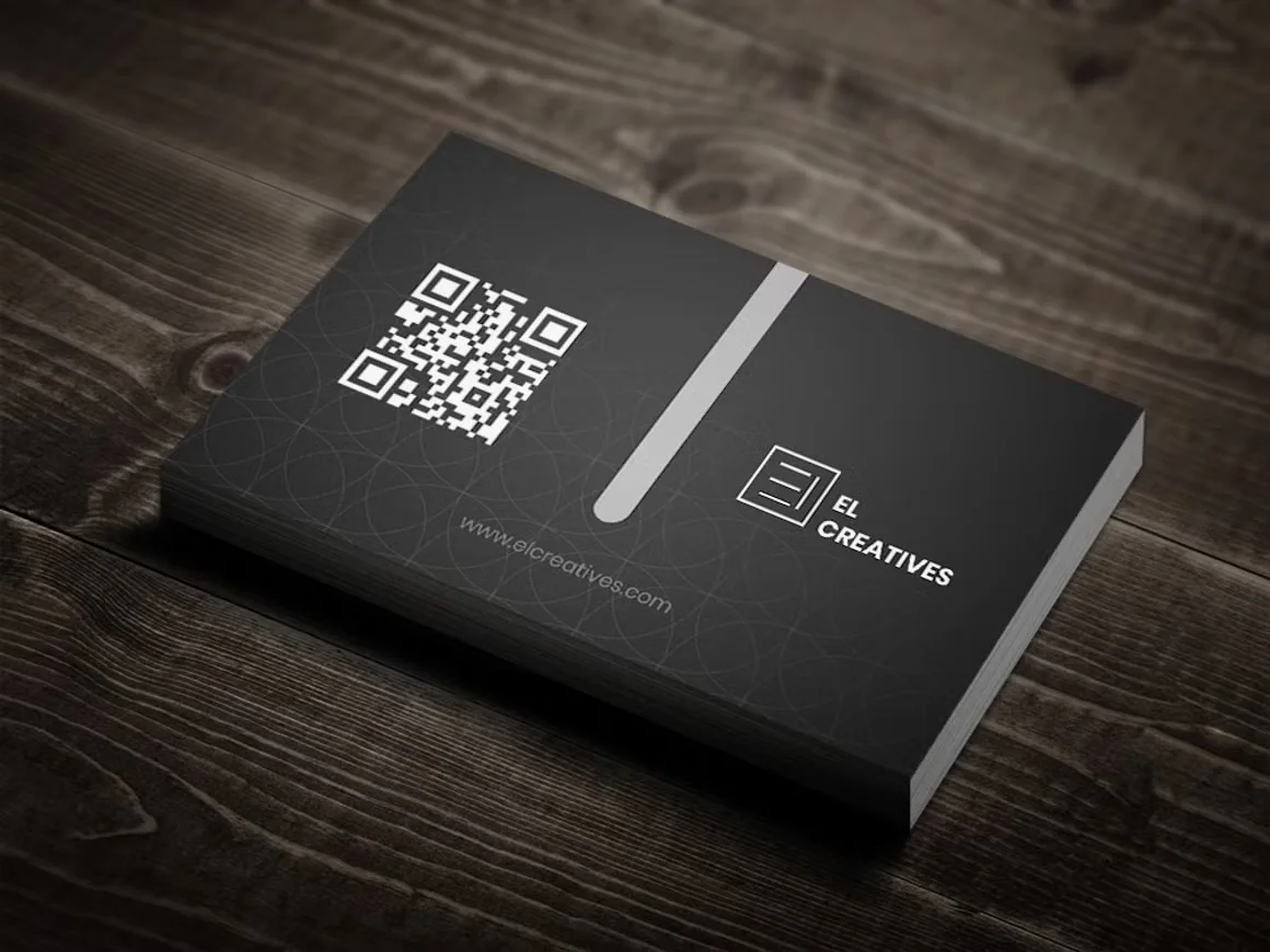 eative Dark Business Card 4