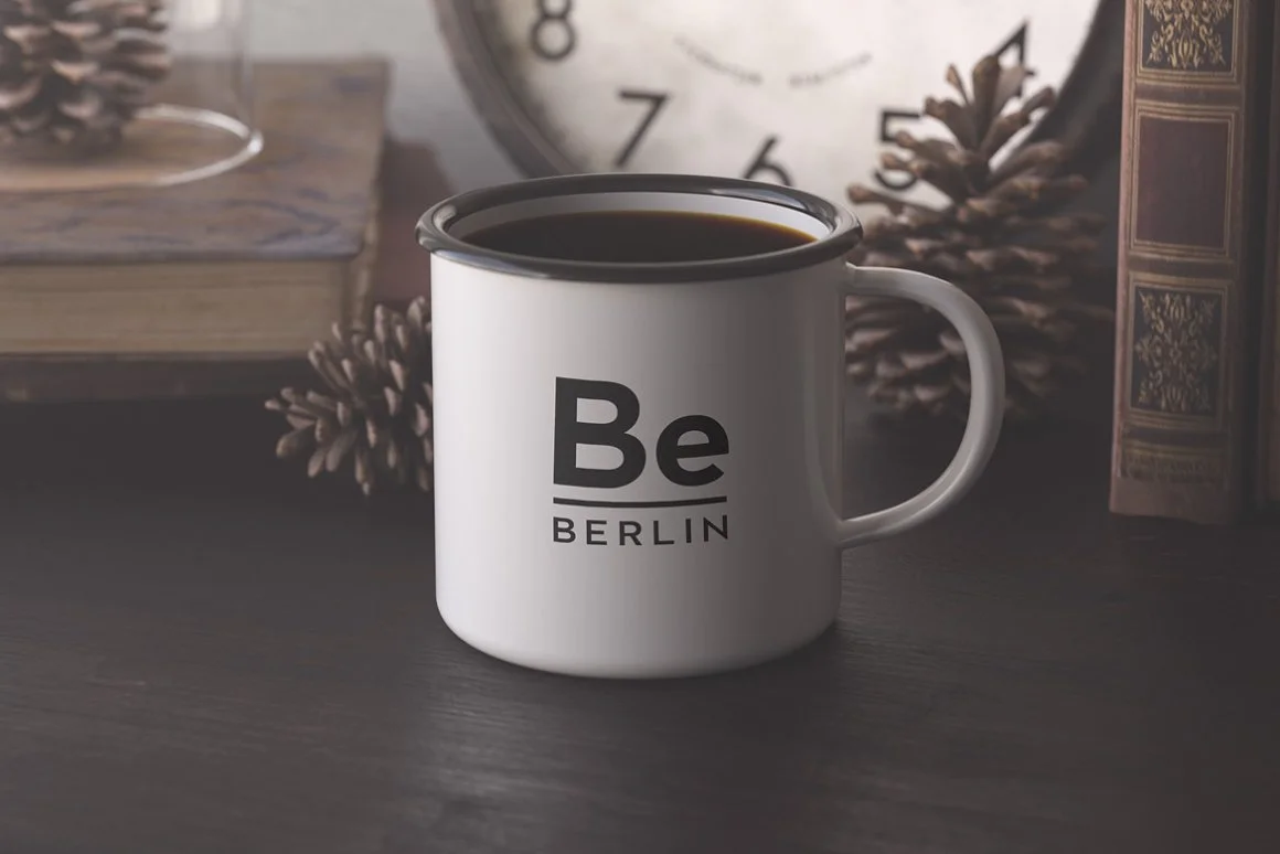 BERLIN - Minimal Typeface 2