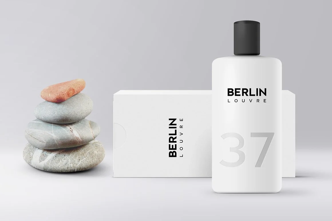 BERLIN - Minimal Typeface 3